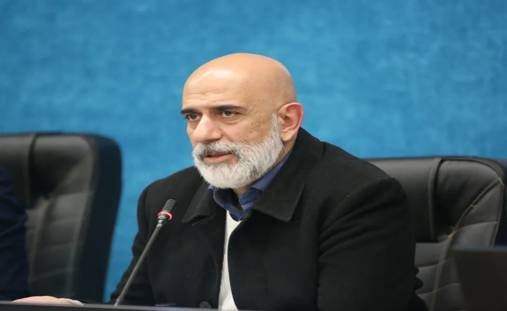 طرحهای هوشمند «همپیمایی» و «بارش» در اصفهان | گام بزرگ فناوری برای کاهش ترافیک و مدیریت مصرف سوخت 1 اجرای طرح های بارش و هم پیمایی برای مدیریت مصرف برق و سوخت در اصفهان اجرایی
